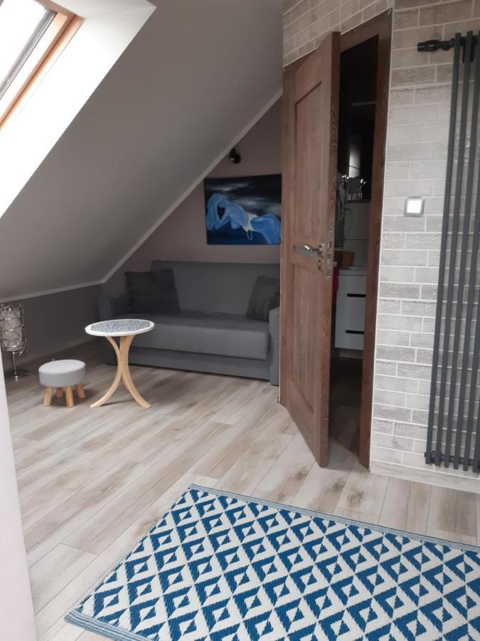 Maly Apartamencik Teo Rewal Eksteriør billede